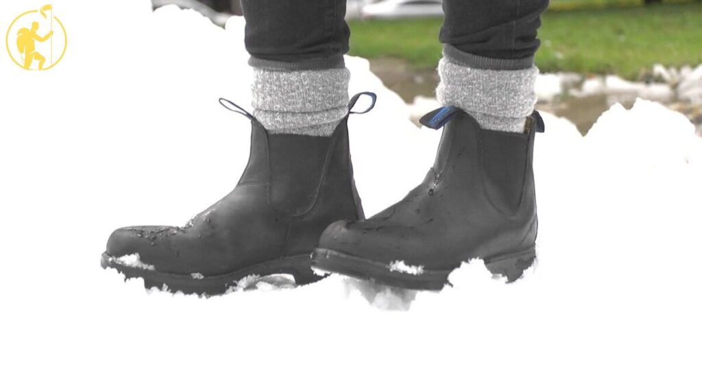 Are Blundstones Good For Snow?