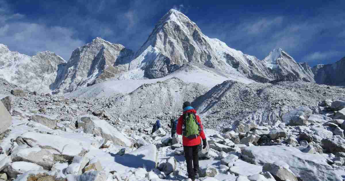 Trekking Routes To Everest Base Camp: Comparing Classic Vs. Alternative Routes