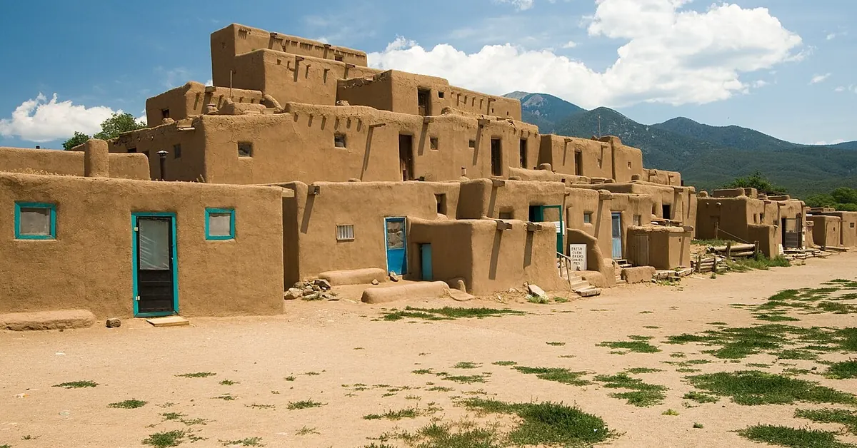 Embrace The Spirit Of The Southwest: A Guide To Buying Pueblo Houses